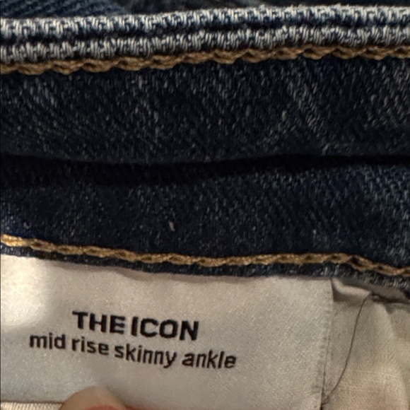 Joe’s Jeans The Iconic mid rise skinny ankle jeans with tulip fringe hem - Picture 13 of 13